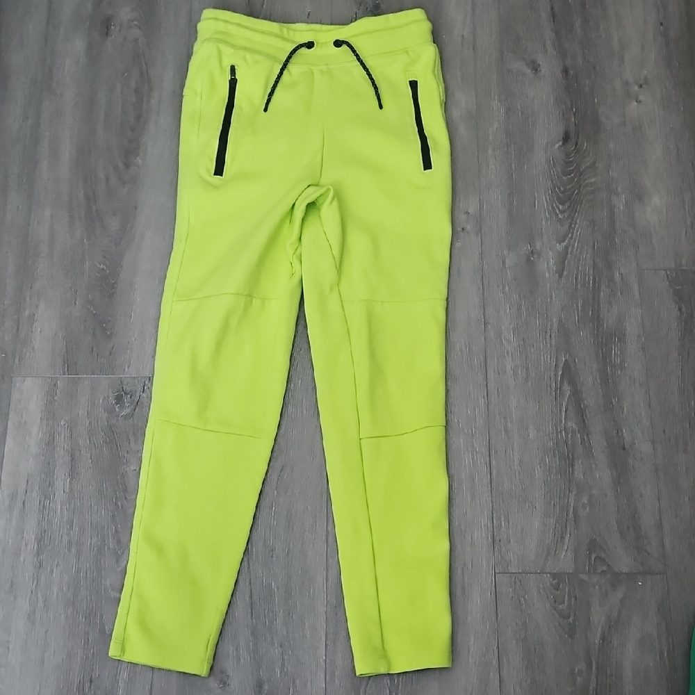 GAP Fit Tech Joggers Vibrating Yellow Boy Size L